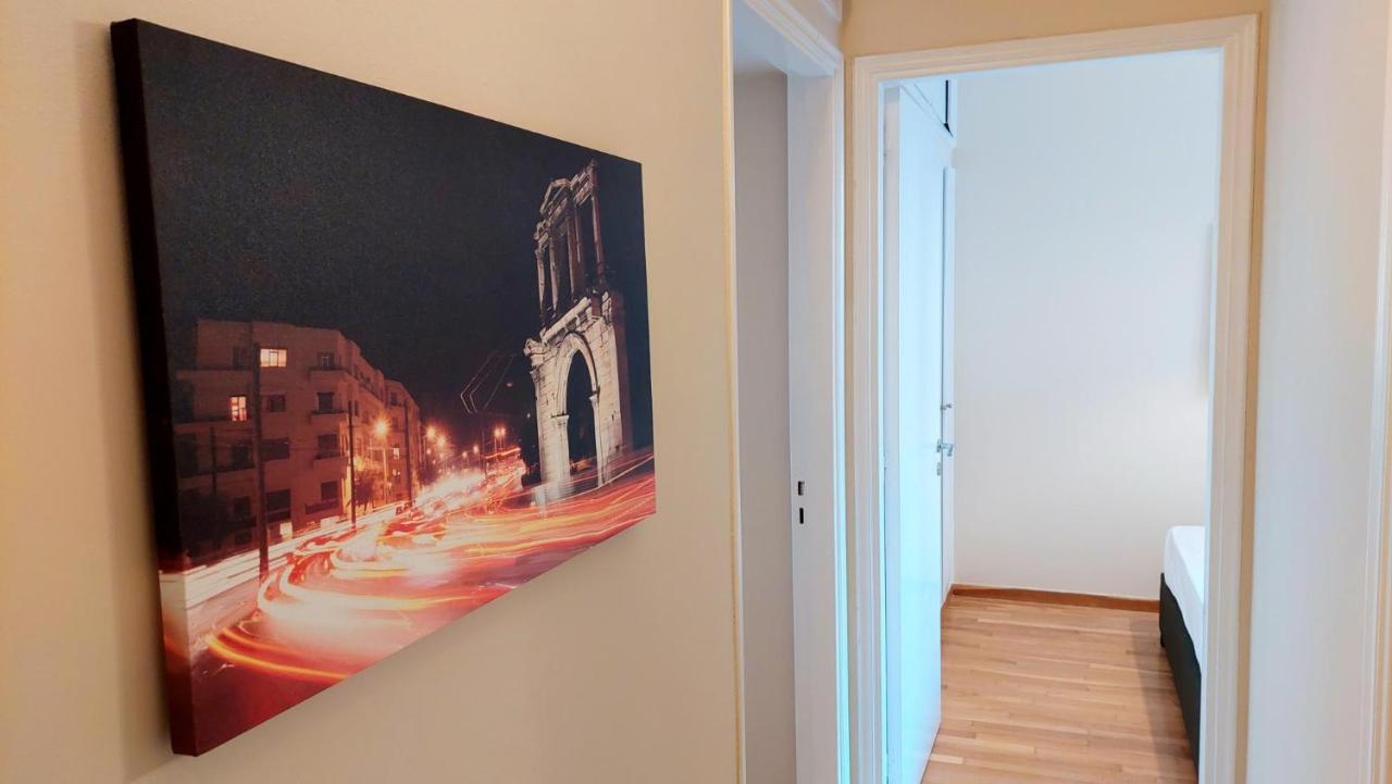 Grand Apartment In Parliament Square Athene Buitenkant foto